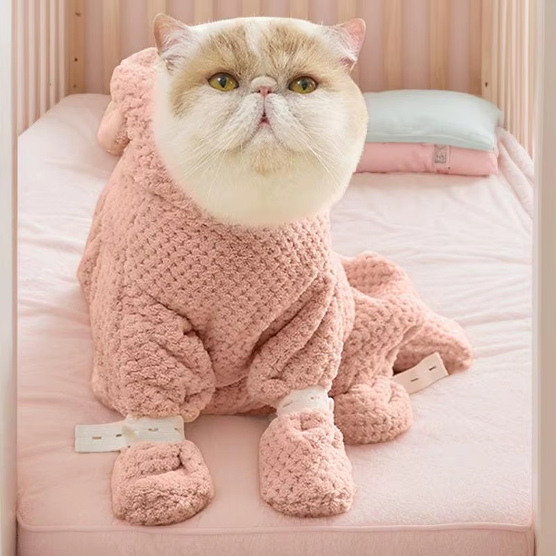 Dog Robe Coral Fleece Quick-Dry Dog Bath Towel with Zipper Design Cat Apparel &