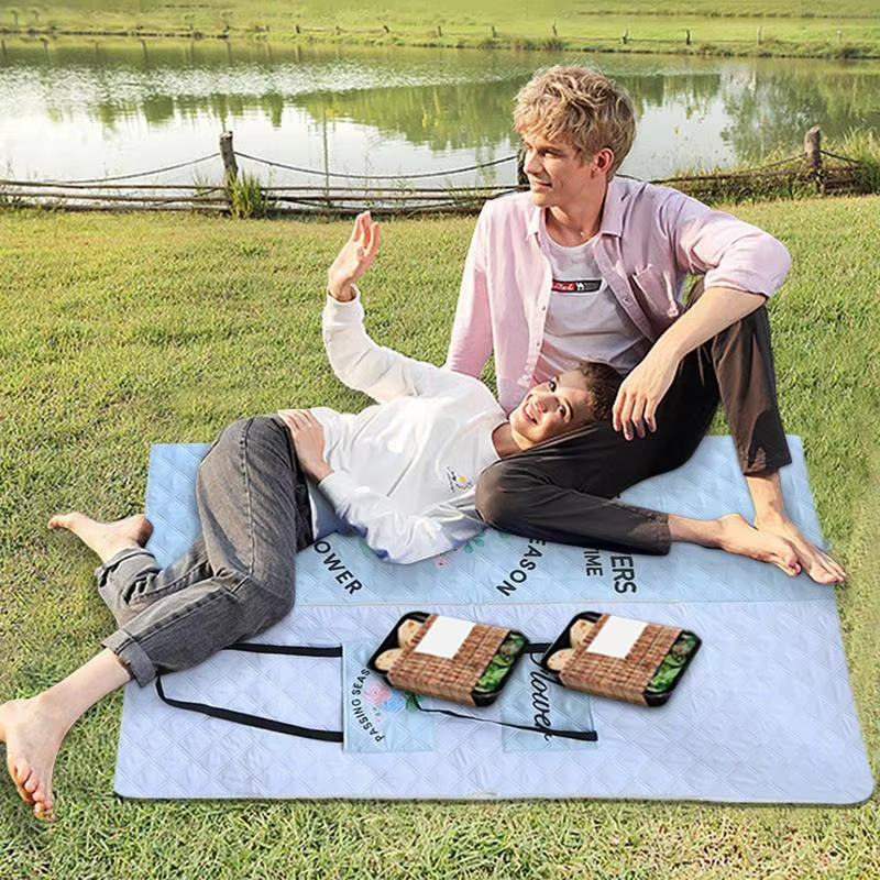 Beach Blanket Waterproof Sandproof Lightweight Folding Portable Outdoor Blanket