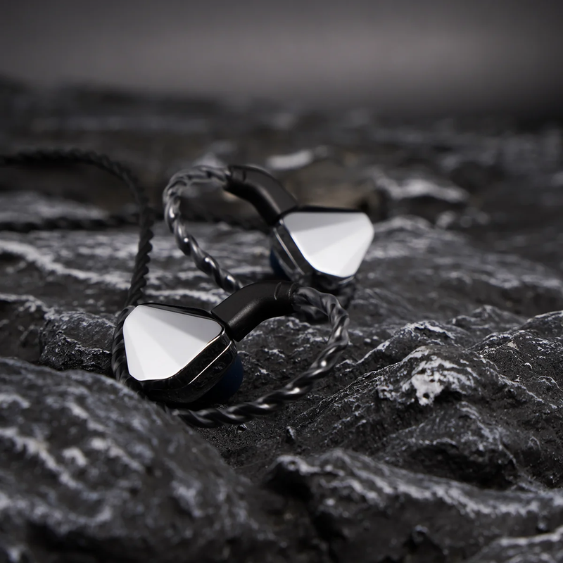 JIALAI Carat Hifi Wired Music Earphone 10Mm Titanium Plated DLC Dynamic Vocal in