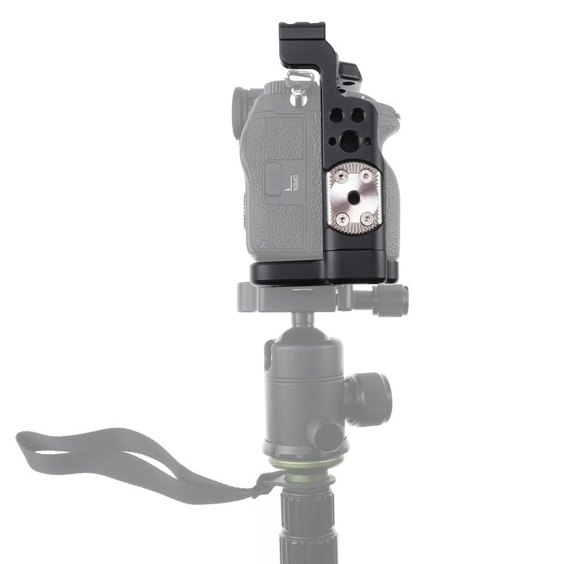 FOTGA Aluminum DSLR Camera Cage Top Handle Grip Extension Frame for Sony A7IV A7