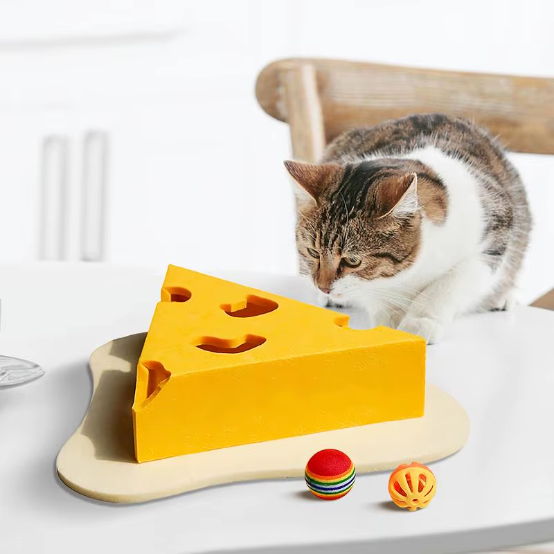 Cat Scratching Pads Kitten Scratching Post with Cheese Design Wear-Resistant Int